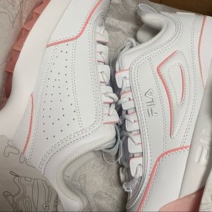 Meet your Posher, Roxanne